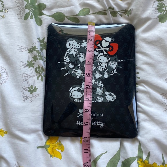 Tokidoki x hello kitty iPad case - Picture 3 of 9